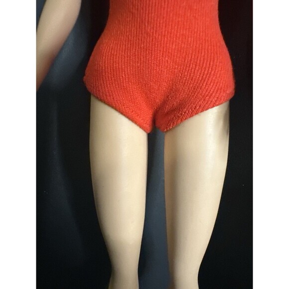 Vintage 1962 Barbie Bubblecut Doll - Original Swimsuit & One Heel- Made In Japan - Picture 5 of 13